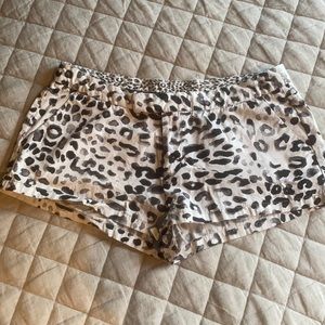 Black and white leopard print shorts size 11